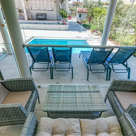 아파트 Palapart Gikas 고우비아