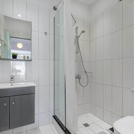 Palapart Gikas Apartman Guviá